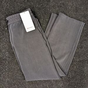 Lululemon Softstreme High-Rise Pant (short)